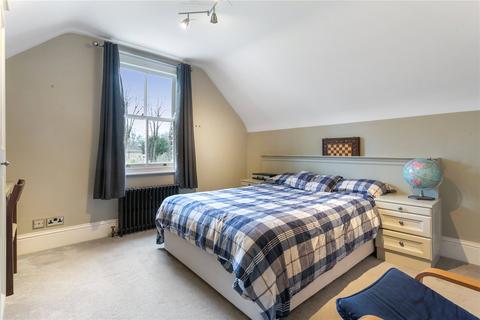 5 Longfield Road, London, W5 2DH