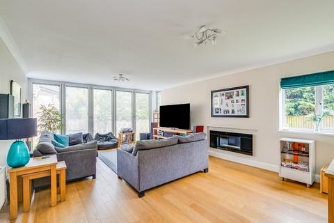 3 Enjakes Close, Stevenage, SG2 8BG