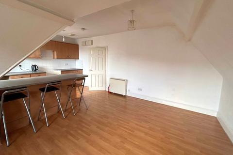 2 bedroom flat for sale, St Johns Road, Bournemouth