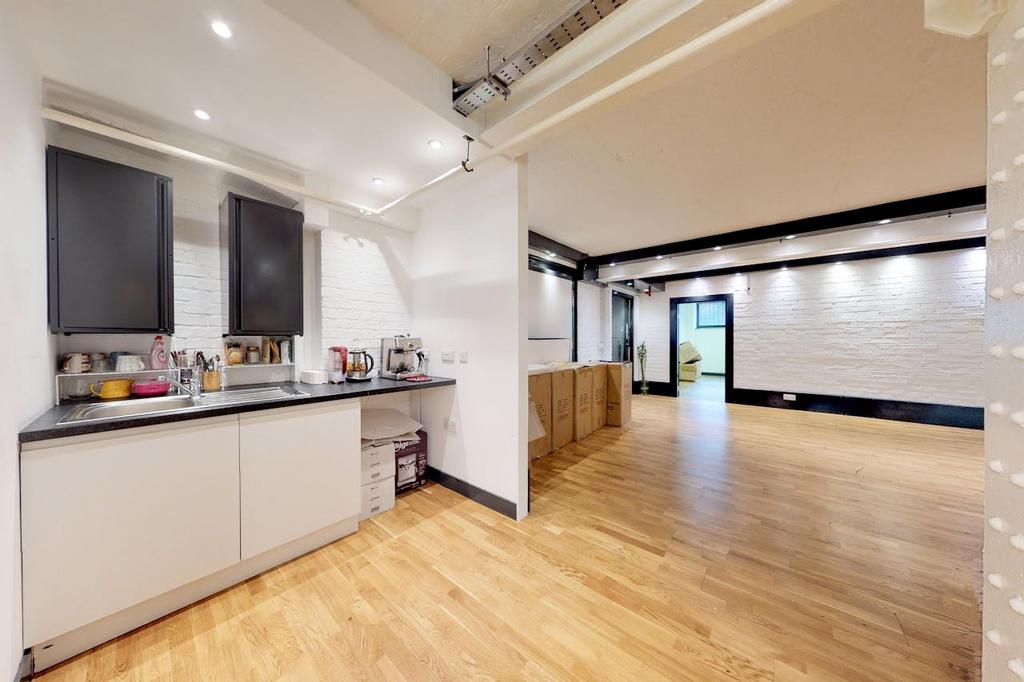 Canonbury Yard10102019 104647.jpg