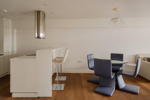 709 Frobisher Crescent, London, EC2Y 8HD