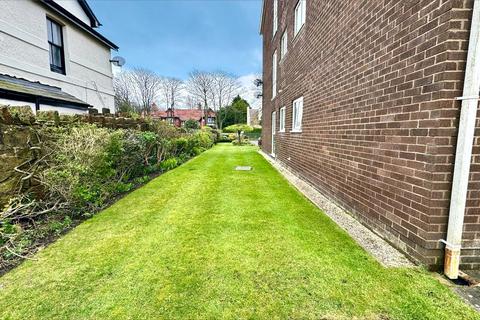 2 bedroom apartment for sale, Stanley Road, Hoylake, Wirral, Merseyside, CH47
