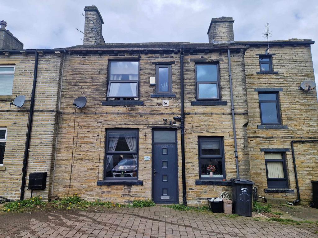 9 West Street, Shelf, Halifax, HX3 2 bed terraced house for sale £140,000