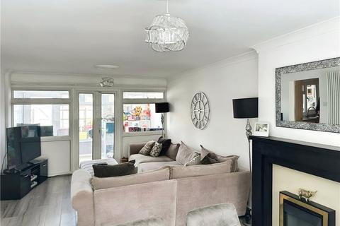 3 bedroom terraced house for sale, Victoria Road, Farnham Common, Slough