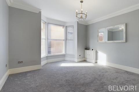5 bedroom semi-detached house to rent, Holland Street, Liverpool L7