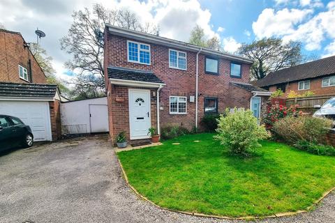 3 bedroom semi-detached house to rent, North Baddesley
