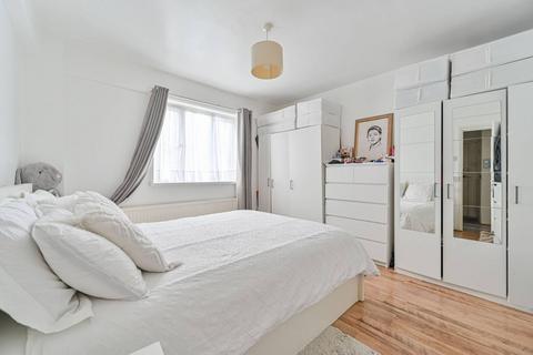 1 bedroom flat for sale, Morris Court,, Denmark Hill, London, SE5