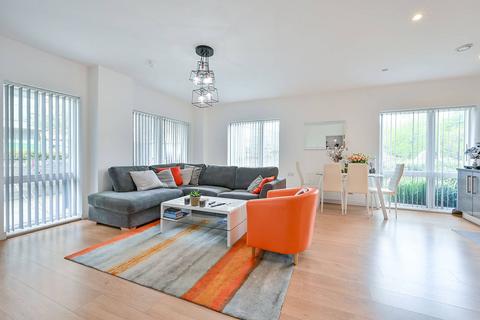 1 bedroom flat for sale, LAKESIDE DRIVE, Park Royal, London, NW10