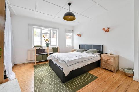 183 Trafalgar Street, London, SE17 2TP