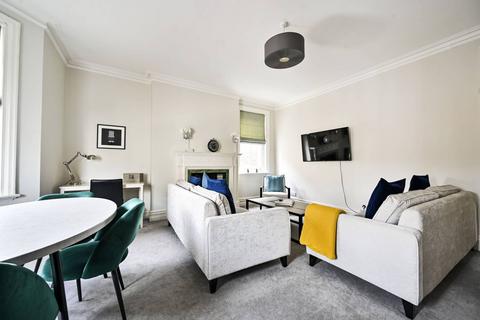 2 bedroom flat for sale, Fulham Road, Fulham Broadway, London, SW6