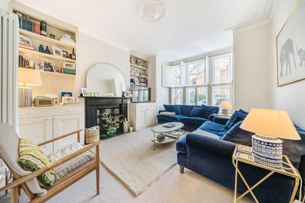 Cargill Road, Earlsfield 2 bed maisonette for sale - £675,000