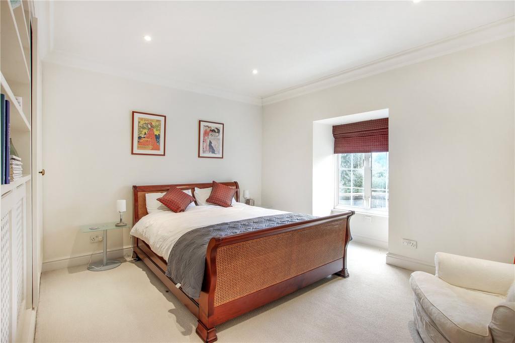 Bedroom Seven
