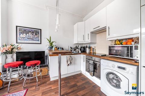 1 bedroom flat for sale, Epsom Road, Surrey GU1