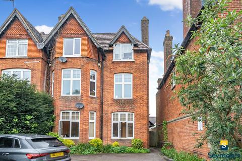 1 bedroom flat for sale, Epsom Road, Surrey GU1
