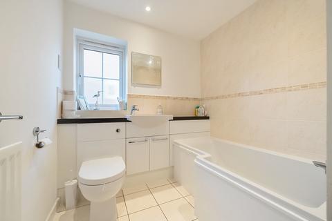 19 Buchanan Way, Binfield, Bracknell, RG42 4FE