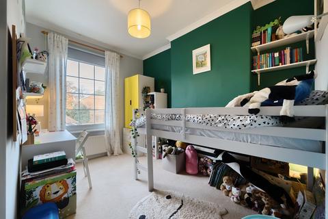 2 Chapel Lane, Binfield, Bracknell, RG42 4AS