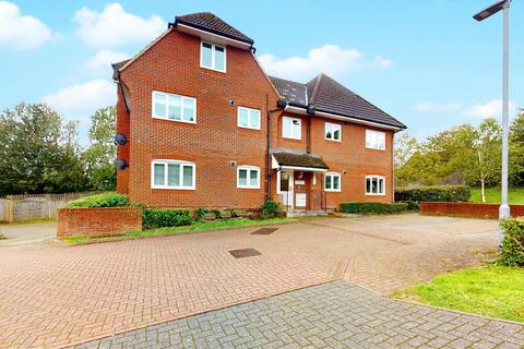 2 bedroom apartment for sale, Binfield, Bracknell RG42