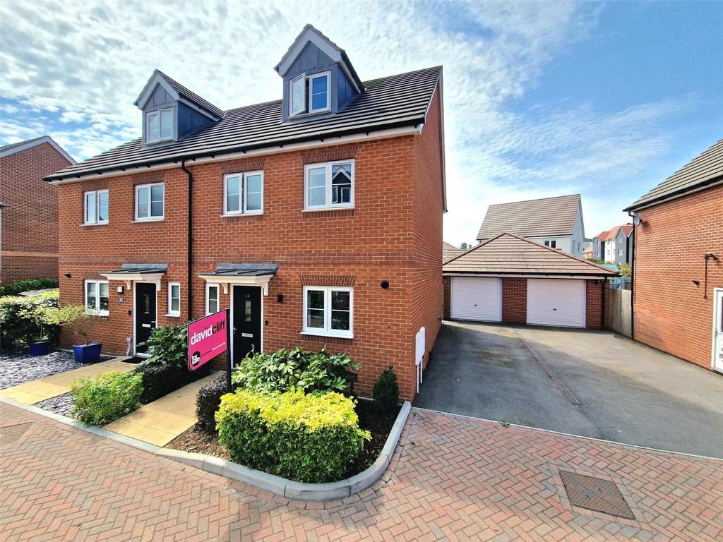 Prestwick Green, Bracknell RG42 4 bed semidetached house for sale £