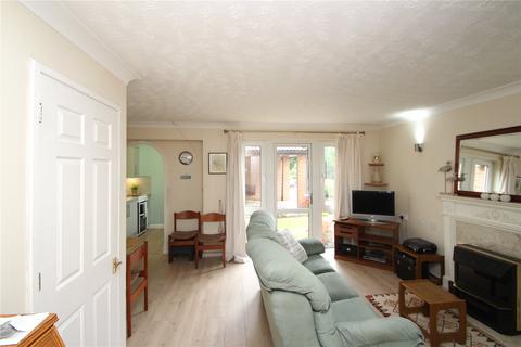 1 bedroom apartment for sale, Winterbourne Court, Bracknell RG12