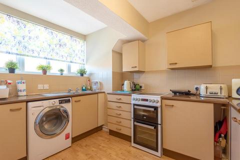 1 bedroom apartment for sale, Highfield Court, Reading RG7