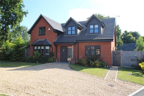 4 bedroom detached house for sale, Greenacres Gate, Hampshire RG26