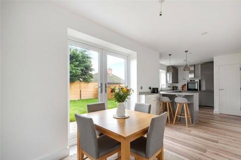 4 bedroom detached house for sale, Coudray Mews, Reading RG7