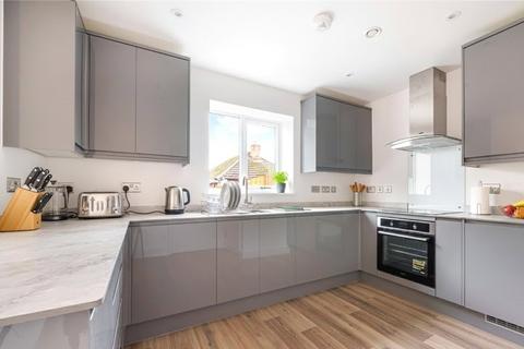 4 bedroom detached house for sale, Coudray Mews, Reading RG7