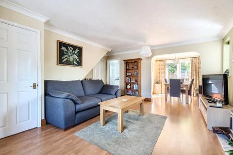 55 Groves Lea, Mortimer, Reading, RG7 3SS