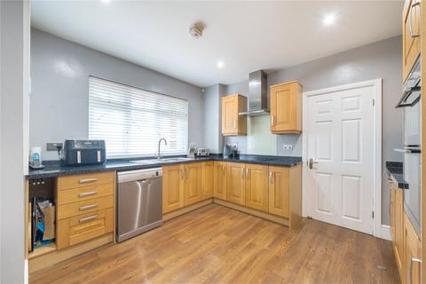 4 bedroom detached house for sale, The Street, Reading RG7