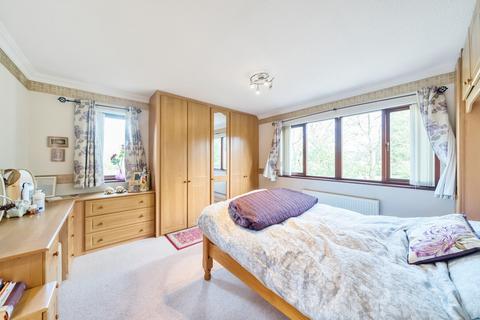 5 bedroom detached house for sale, Finchampstead, Wokingham RG40