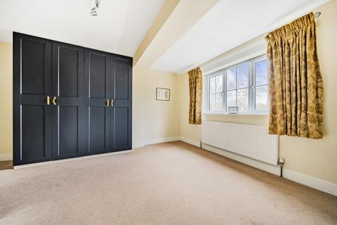 3 bedroom end of terrace house for sale, Wokingham RG40