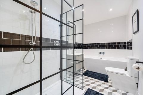 Treetop House Basingstoke Road, Swallowfield, Reading, RG7 1PY