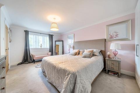 Treetop House Basingstoke Road, Swallowfield, Reading, RG7 1PY