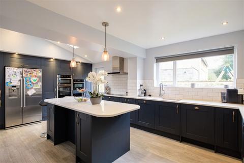 4 bedroom detached house for sale, Parsons Mead, Flax Bourton