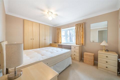 2 bedroom property for sale, Nine Mile Ride, Finchampstead RG40
