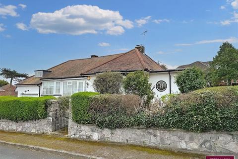 3 bedroom detached bungalow for sale, Norman Drive, Prestatyn, Denbighshire LL19 9HG