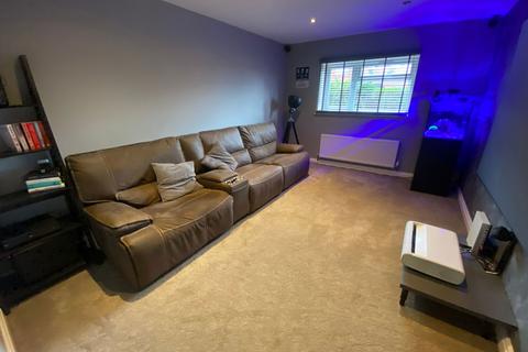 30 Thatch Leach, Chadderton, Oldham, OL9 9QX