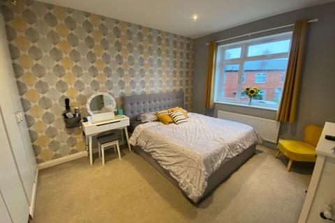 30 Thatch Leach, Chadderton, Oldham, OL9 9QX