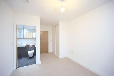 2 bedroom apartment to rent, Station Road Lewisham SE13