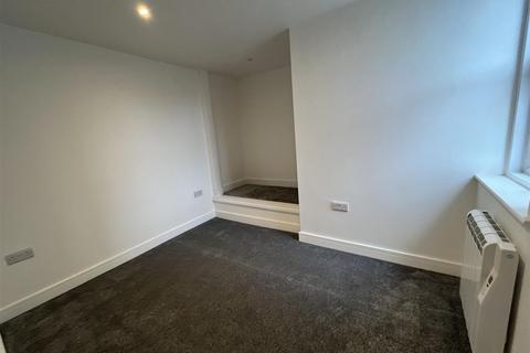 1 bedroom ground floor flat to rent, 9 Priory Avenue, Taunton, Somerset, TA1