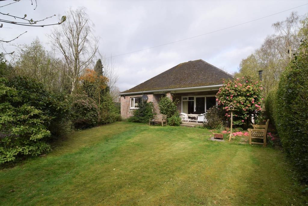 Finch Hollow, 3 Loreburn Park, Lovers Walk, Dumfri