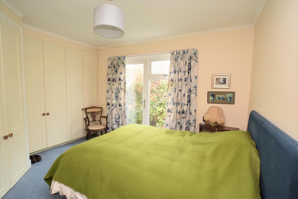 Finch Hollow, 3 Loreburn Park, Lovers Walk, Dumfri