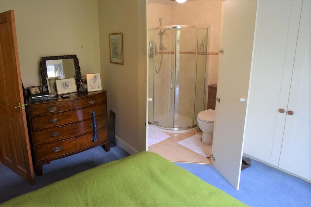 Finch Hollow, 3 Loreburn Park, Lovers Walk, Dumfri
