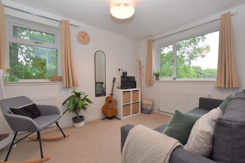 4 bedroom semi-detached villa to rent, Campsie Drive, Milngavie, Glasgow , G62 8HY