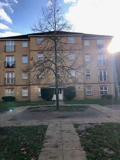 2 bedroom flat to rent, Piper Way, Ilford, IG1