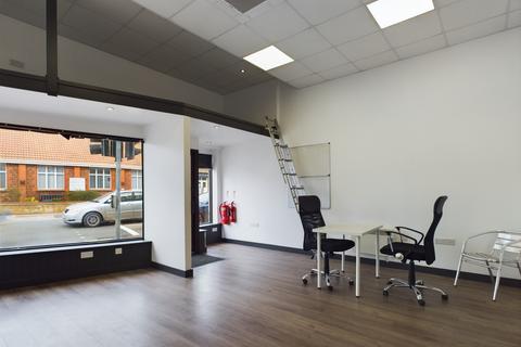 Office to rent, Torquay Road Paignton