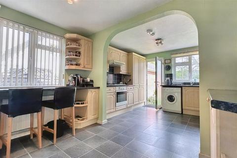 2 bedroom detached bungalow for sale, Chandlers Ford