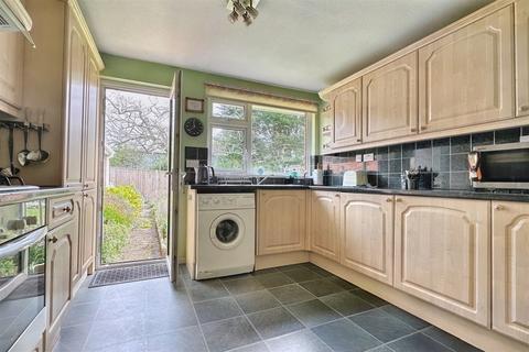 2 bedroom detached bungalow for sale, Chandlers Ford