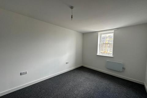 2 bedroom flat to rent, Flat 7 Lynton House, Maderia Road, Weston Super Mare