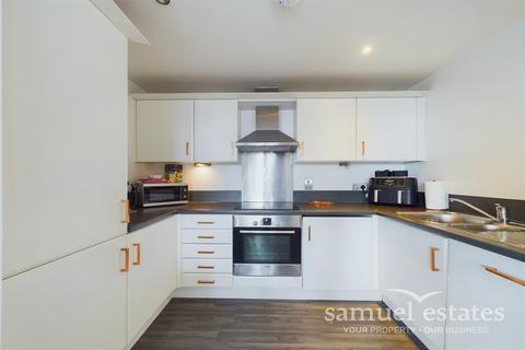 2 bedroom flat to rent, Chapter Way, London, SW19